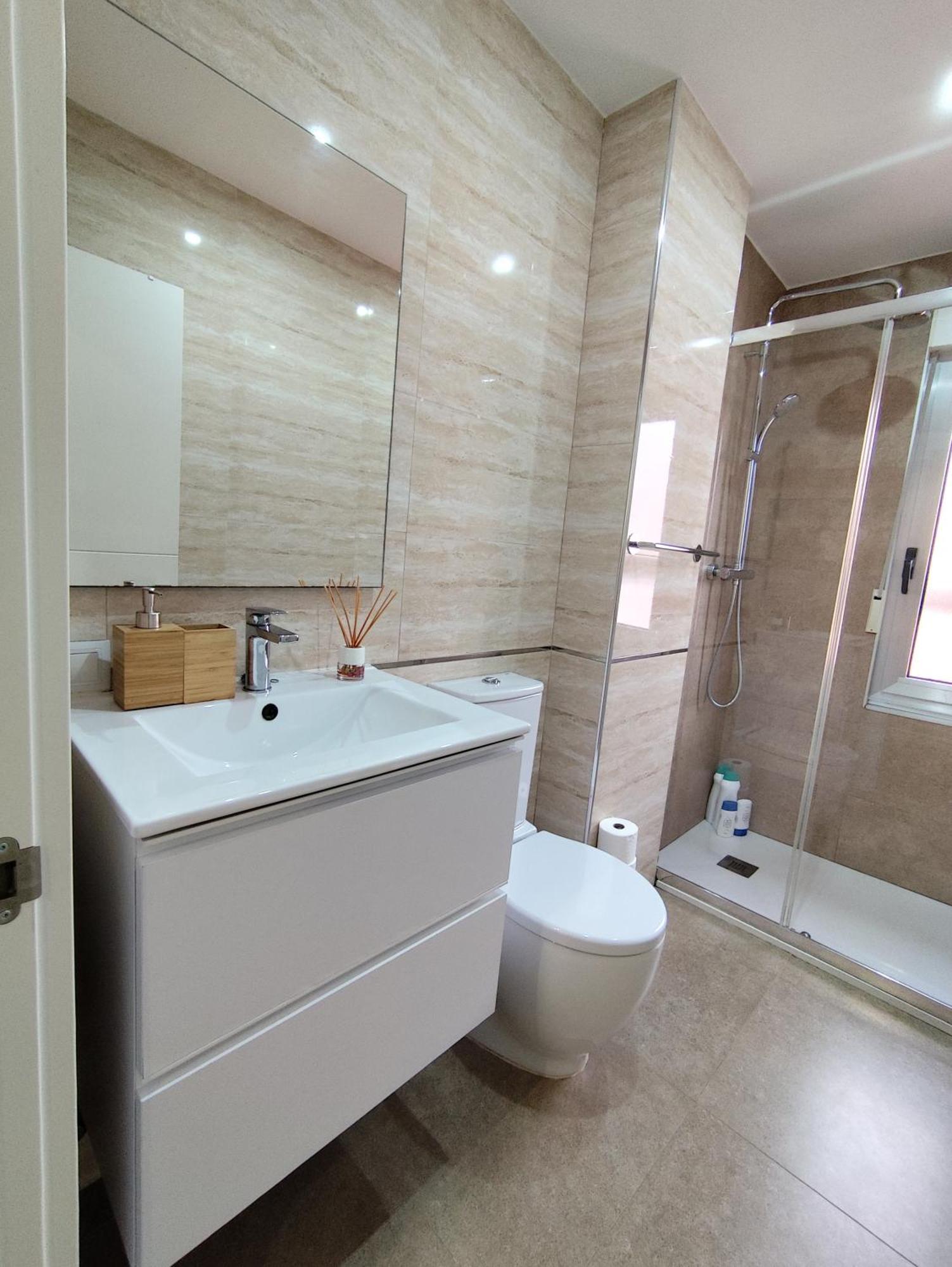 Apartamento Piso Recien Reformado En Gascona Oviedo